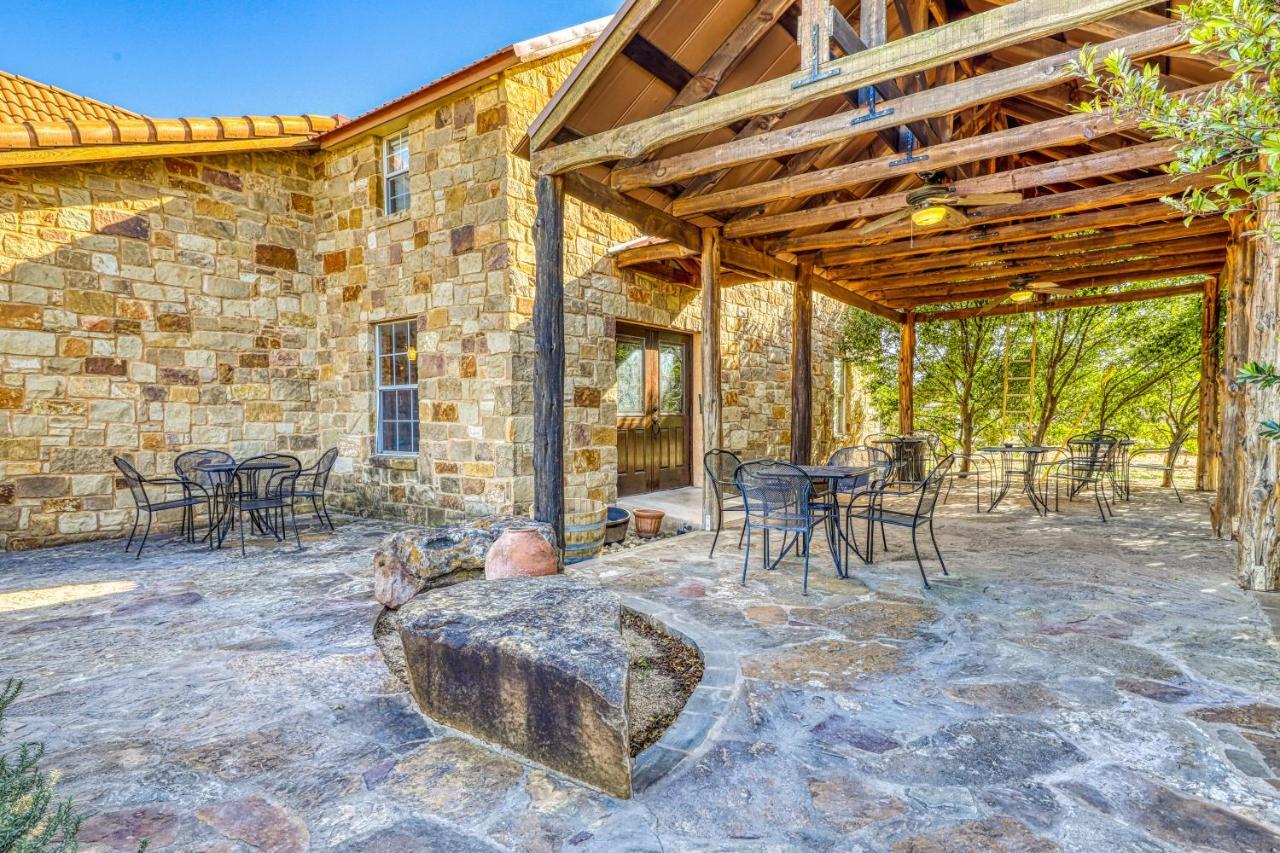 The Olive @ Mendelbaum Winery Guest Cabins Hotel Фредериксбург Екстериор снимка